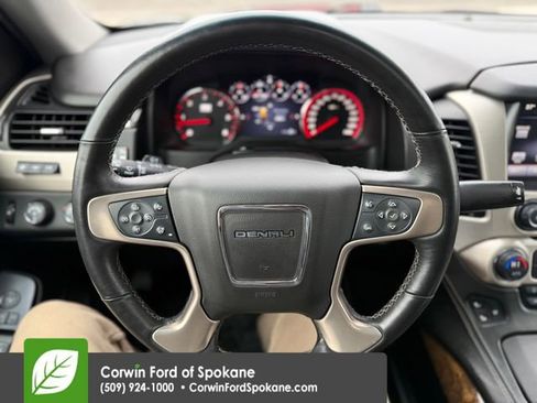 Used 2015 GMC Yukon Denali image 25