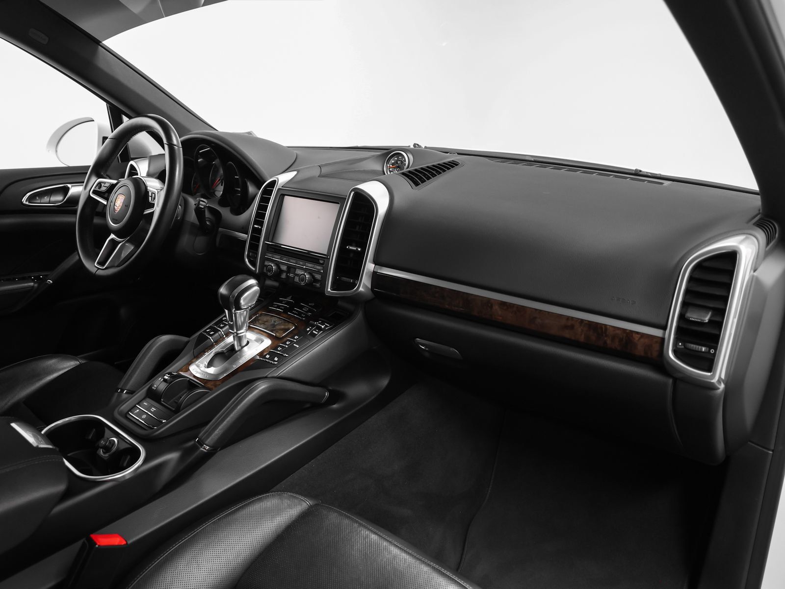 Used 2015 Porsche Cayenne S AWD/4WD image 22