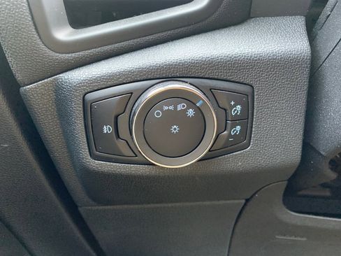 Used 2018 Ford EcoSport SE image 12