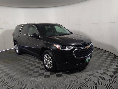 Used 2019 Chevrolet Traverse LS FWD image 13