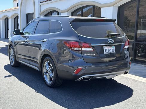 Used 2017 Hyundai Santa Fe Limited FWD image 12