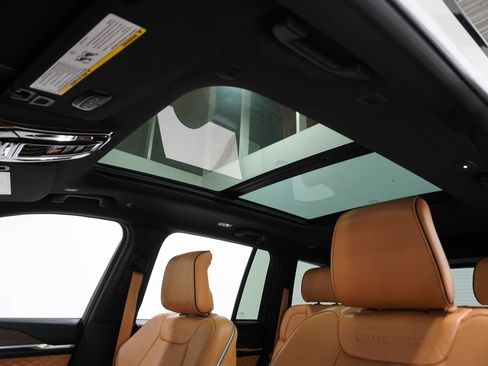 Certified 2024 Jeep Grand Cherokee Summit w/ High Altitude Package image 13