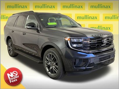 New 2026 Ford Expedition Platinum w/ Stealth Appearance Package