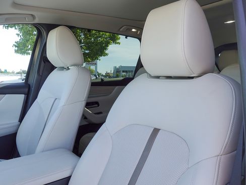 Used 2024 MAZDA CX-90 Plug-In Hybrid w/ Premium Plus image 10