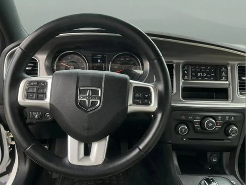 Used 2014 Dodge Charger SE w/ Sport Appearance Group RWD image 11