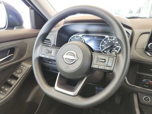Used 2023 Nissan Rogue SV AWD/4WD image 20