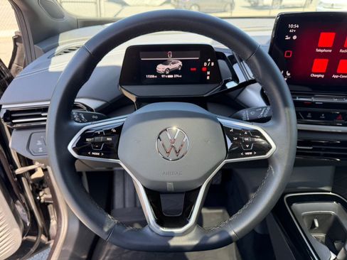 Used 2023 Volkswagen ID.4 Pro S Plus AWD/4WD image 11
