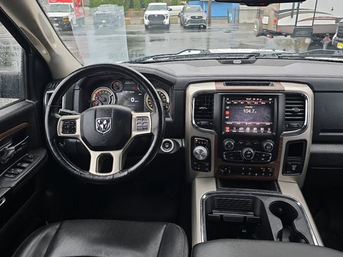 Used 2017 RAM 1500 Laramie w/ Convenience Group image 21