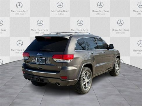 Used 2020 Jeep Grand Cherokee Overland image 3