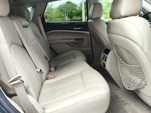 Used 2013 Cadillac SRX Luxury image 13