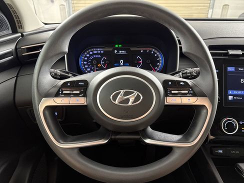 Used 2022 Hyundai Tucson SEL FWD image 16