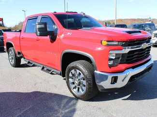 Used 2024 Chevrolet Silverado 2500 LT video 4