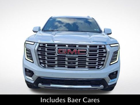 New 2026 GMC Yukon Denali w/ Denali Reserve Package AWD/4WD image 2