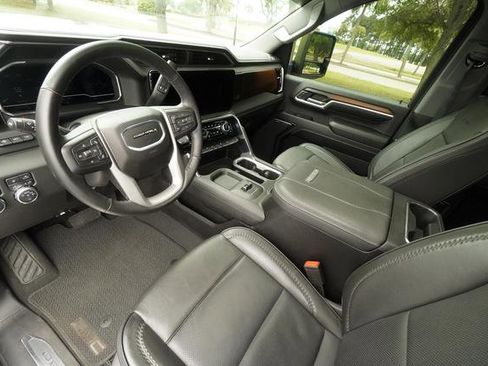 Used 2024 GMC Sierra 2500 Denali w/ Denali Reserve Package AWD/4WD image 31