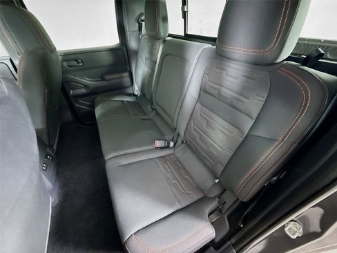 Used 2026 Nissan Frontier PRO-4X w/ Pro-4x Convenience Package AWD/4WD image 14