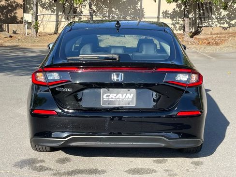 Used 2024 Honda Civic EX-L image 6