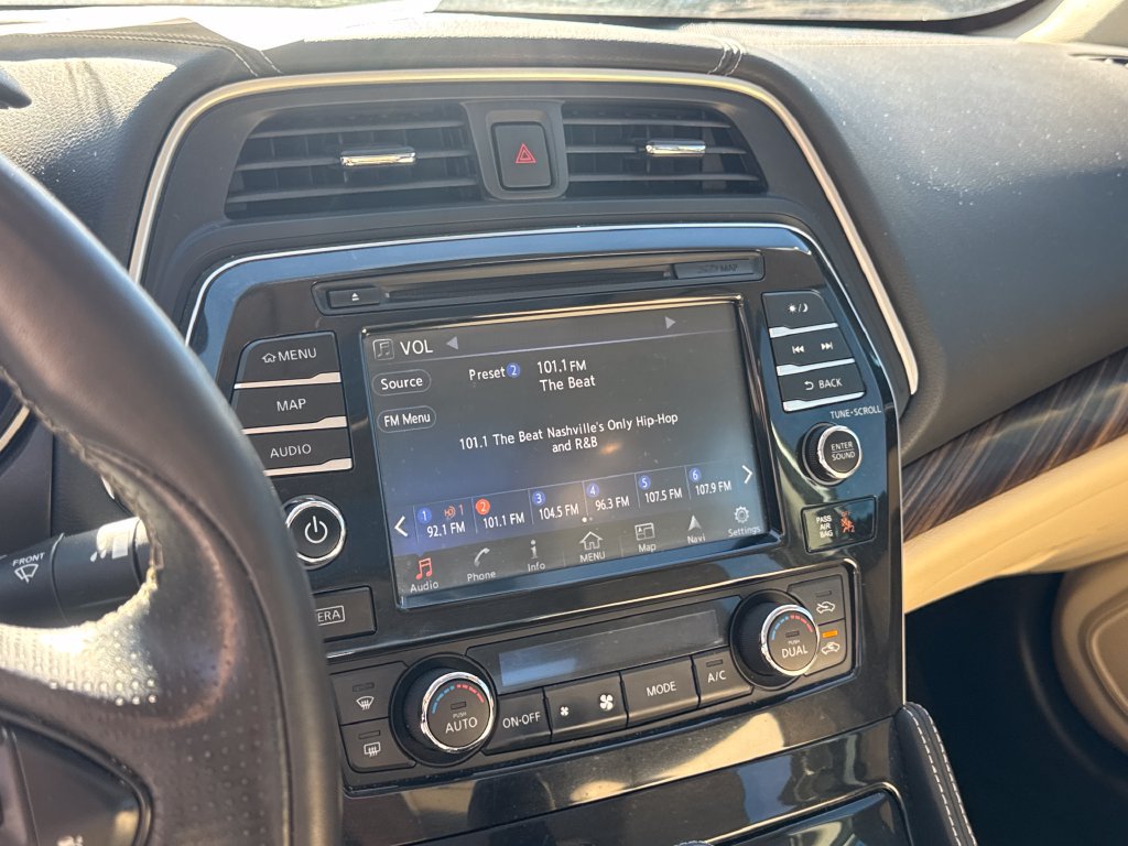 Used 2016 Nissan Maxima Platinum FWD image 20