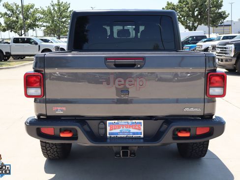 Used 2023 Jeep Gladiator Mojave w/ Trailer Tow Package AWD/4WD image 4