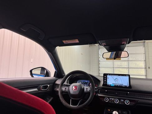 Used 2025 Honda Civic Type R image 22
