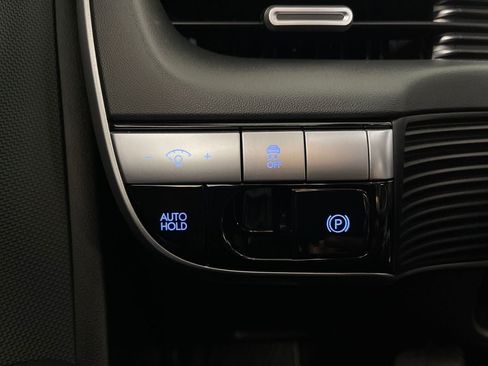 Certified 2024 Hyundai Ioniq 5 SE RWD image 30