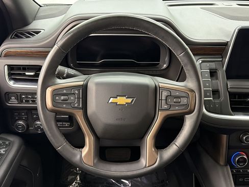 Used 2023 Chevrolet Tahoe High Country AWD/4WD image 11