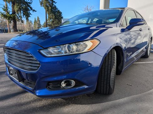 Used 2015 Ford Fusion SE w/ Equipment Group 502A image 3