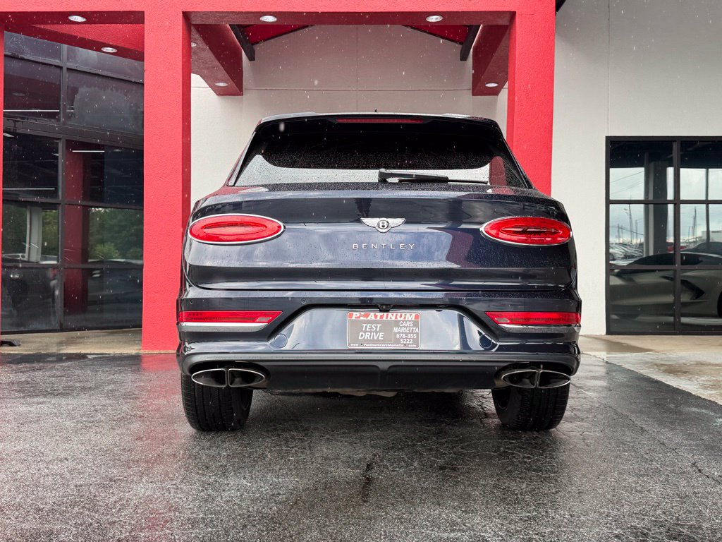 Used 2021 Bentley Bentayga AWD/4WD image 10