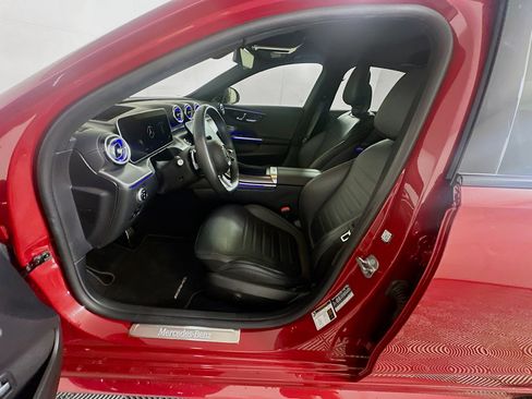 Used 2024 Mercedes-Benz C 300 Sedan image 13