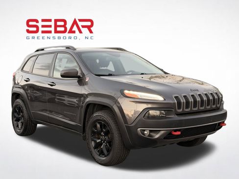 Used 2014 Jeep Cherokee Trailhawk w/ Leather Interior Group image 3
