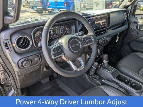 New 2026 Jeep Wrangler Unlimited Sahara AWD/4WD image 31