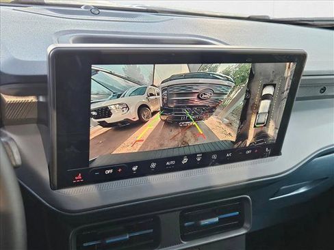 New 2025 Ford Maverick Lobo image 12