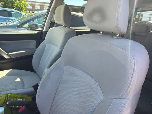 Used 2017 Subaru Forester 2.5i Premium w/ Popular Package #2A AWD/4WD image 16