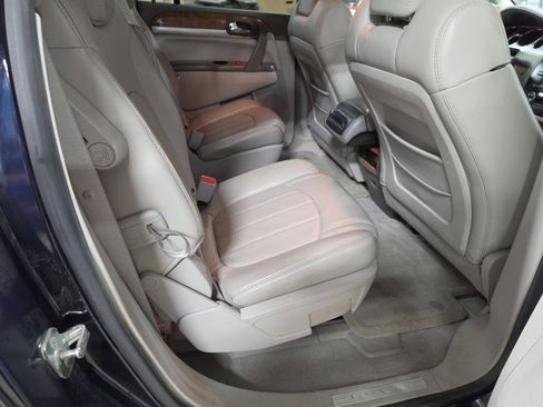 Used 2008 Buick Enclave CXL AWD/4WD image 16