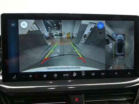 Certified 2023 Ford Escape ST-Line Elite w/ Class II Trailer Tow Package AWD/4WD image 17