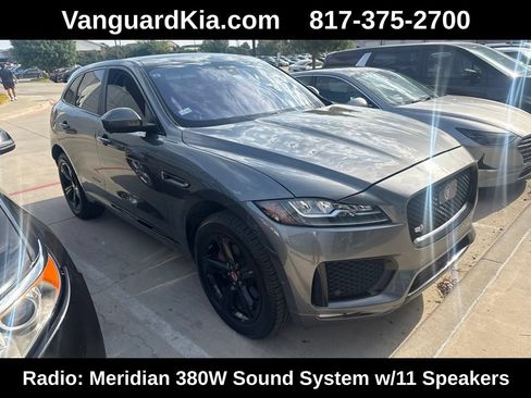 Used 2017 Jaguar F-PACE S AWD/4WD image 2