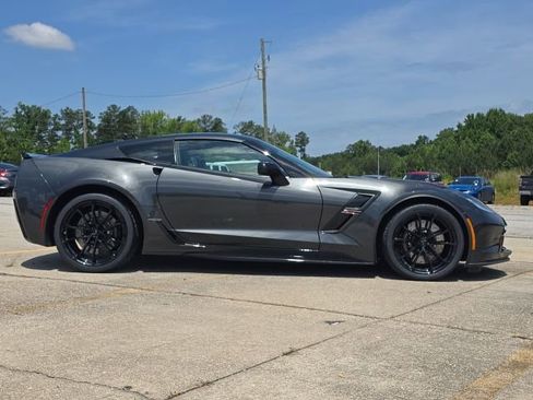 Used 2019 Chevrolet Corvette Grand Sport RWD image 6