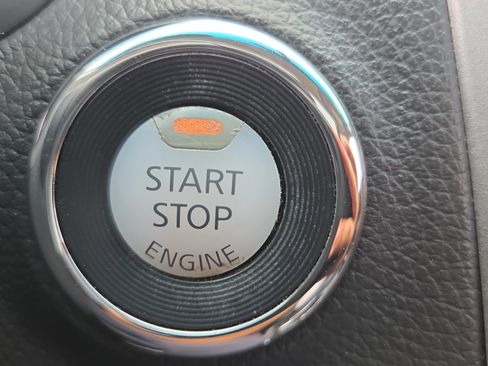 Used 2013 Nissan Altima 3.5 SL w/ Technology Pkg FWD image 31