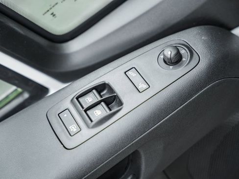 New 2025 RAM ProMaster 3500 w/ Quick Order Package 22G SLT image 30