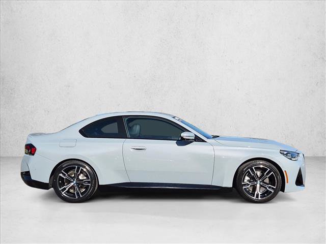 Used 2024 BMW 230i Coupe w/ M Sport Package RWD image 4
