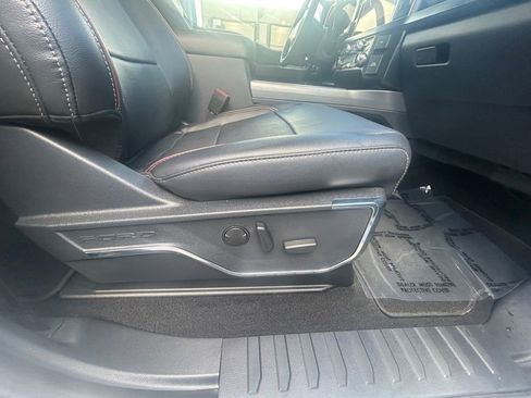 Used 2023 Ford F250 Lariat w/ Lariat Ultimate Package image 28