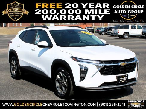 Used 2025 Chevrolet Trax LT w/ LT Convenience Package image 1