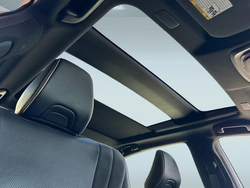 Used 2024 Toyota Crown Platinum image 14