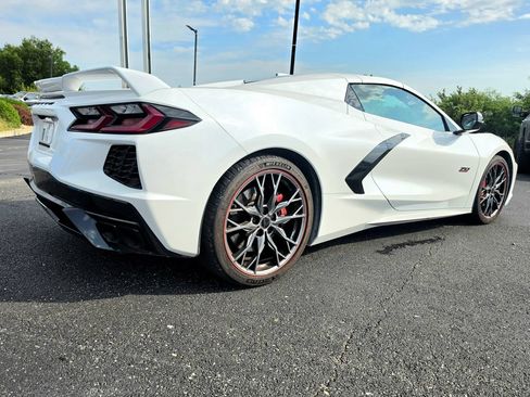 Used 2023 Chevrolet Corvette Stingray Premium Conv w/ Z51 Performance Package RWD image 8