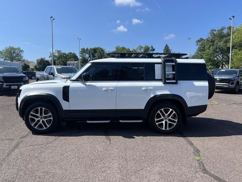 Used 2024 Land Rover Defender 130 S AWD/4WD image 4