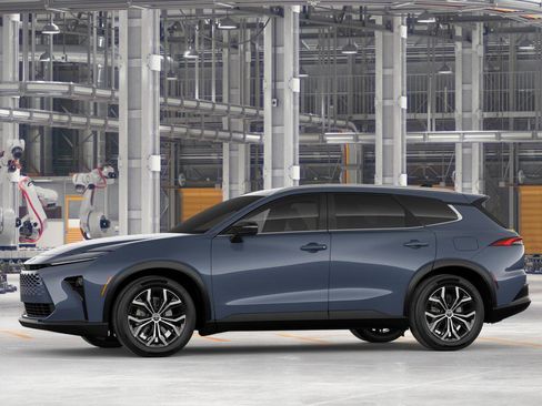 New 2026 Toyota Crown Signia AWD/4WD image 3