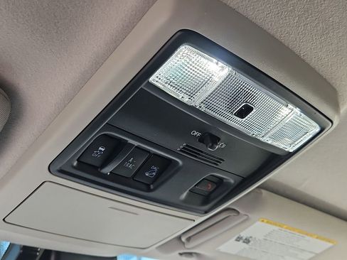 Used 2020 Toyota 4Runner SR5 image 31