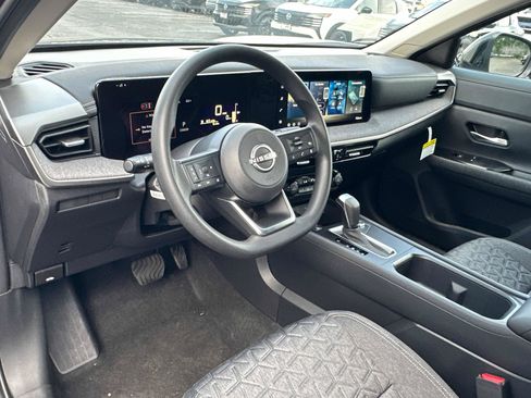 New 2026 Nissan Kicks SV w/ Cold Weather Package AWD/4WD image 31
