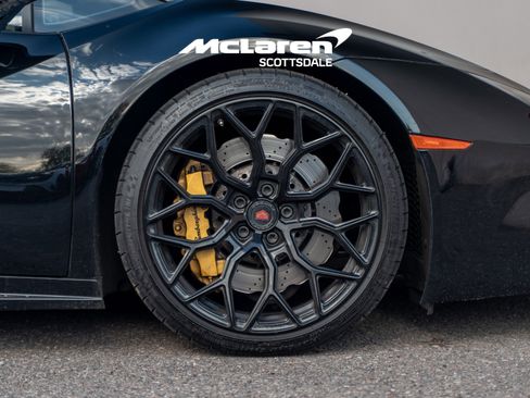 Used 2019 Lamborghini Huracan LP 580-2 image 21