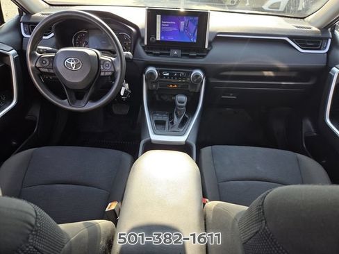 Used 2023 Toyota RAV4 LE FWD image 10