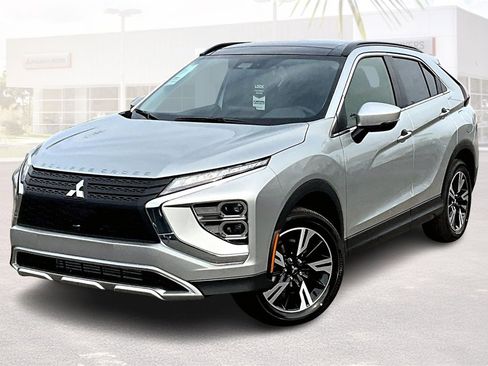 New 2025 Mitsubishi Eclipse Cross SE image 2